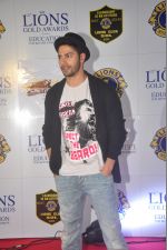 Varun Dhawan at the 21st Lions Gold Awards 2015 in Mumbai on 6th Jan 2015